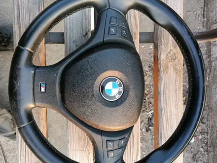 Руль на BMW Е70, Е 71 M за 80 000 тг. в Алматы