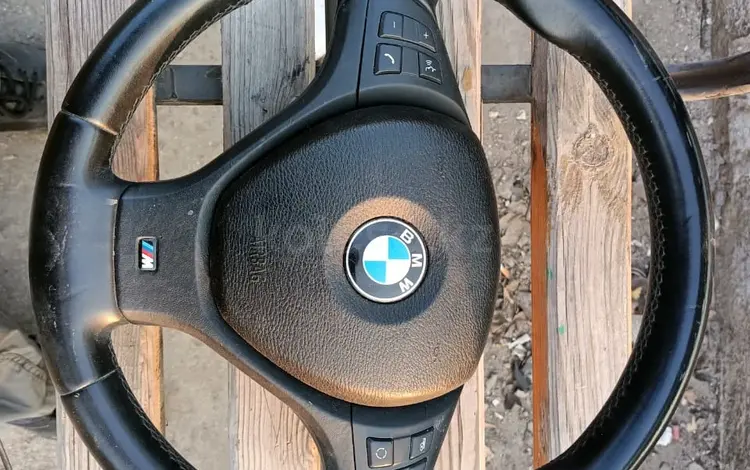 Руль на BMW Е70, Е 71 M за 80 000 тг. в Алматы