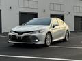 Toyota Camry 2019 года за 13 800 000 тг. в Атырау