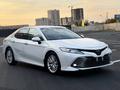 Toyota Camry 2019 года за 13 800 000 тг. в Атырау – фото 3