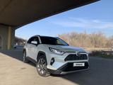 Toyota RAV4 2020 года за 15 400 000 тг. в Алматы – фото 4