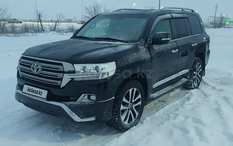 Toyota Land Cruiser 2016 года за 36 000 000 тг. в Актобе