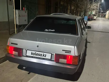 ВАЗ (Lada) 21099 2003 года за 750 000 тг. в Шымкент – фото 2