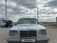 Mercedes-Benz E 220 1994 годаүшін2 400 000 тг. в Караганда