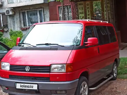 Volkswagen Multivan 1993 годаүшін3 850 000 тг. в Алматы