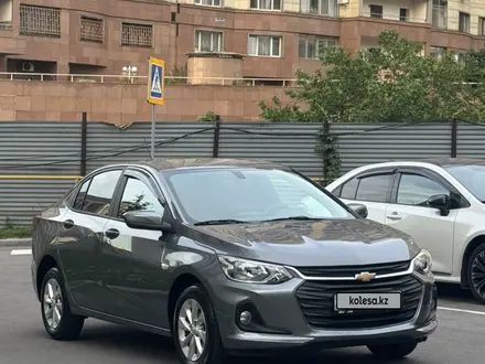 Chevrolet Onix 2025 года за 5 900 000 тг. в Алматы – фото 2