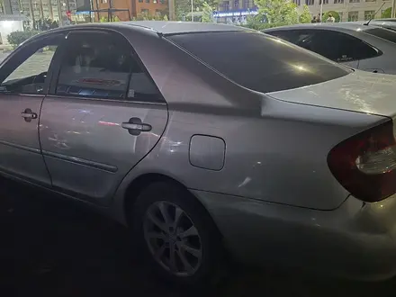 Toyota Camry 2003 года за 4 300 000 тг. в Семей – фото 3
