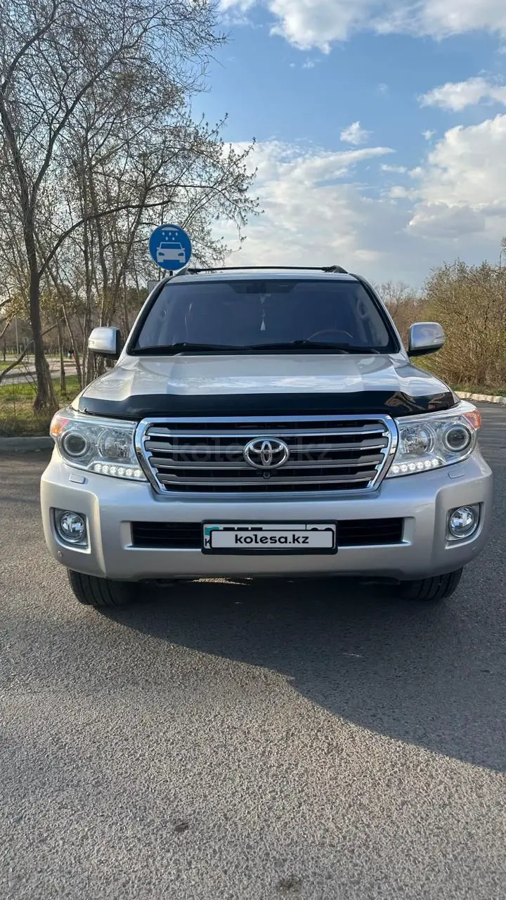 Toyota Land Cruiser, 2012