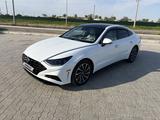 Hyundai Sonata 2020 года за 9 900 000 тг. в Актау