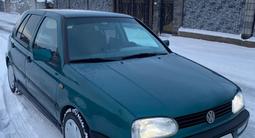 Volkswagen Golf 1994 года за 1 550 000 тг. в Есик – фото 2