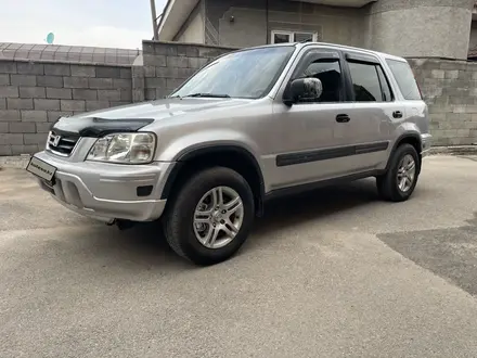 Honda CR-V 1999 года за 3 620 000 тг. в Алматы – фото 2