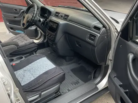 Honda CR-V 1999 года за 3 620 000 тг. в Алматы – фото 11