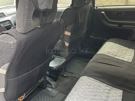 Honda CR-V 1999 года за 3 620 000 тг. в Алматы – фото 12