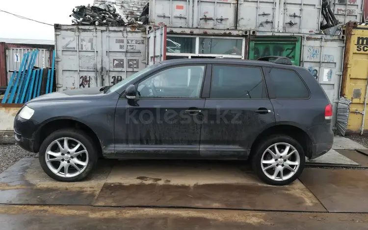 Volkswagen Touareg 2004 года за 10 000 тг. в Алматы