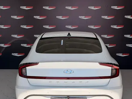 Hyundai Sonata 2020 года за 9 300 000 тг. в Актау – фото 4