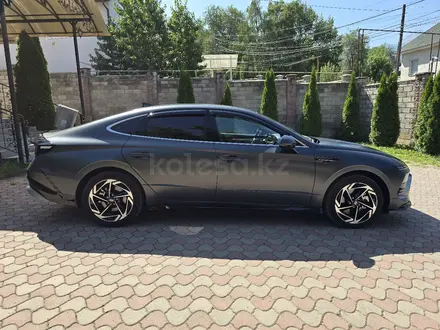 Hyundai Sonata 2024 года за 13 400 000 тг. в Алматы – фото 11
