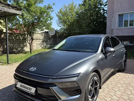Hyundai Sonata 2024 года за 13 400 000 тг. в Алматы – фото 5