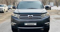 Toyota Highlander 2011 года за 12 900 000 тг. в Алматы