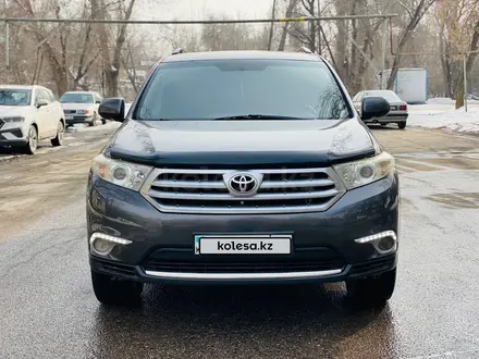 Toyota Highlander 2011 года за 12 900 000 тг. в Алматы