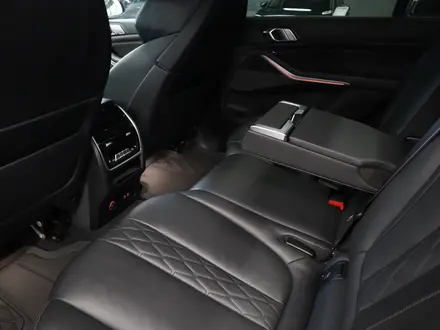 BMW X7 2020 года за 35 000 000 тг. в Астана – фото 17