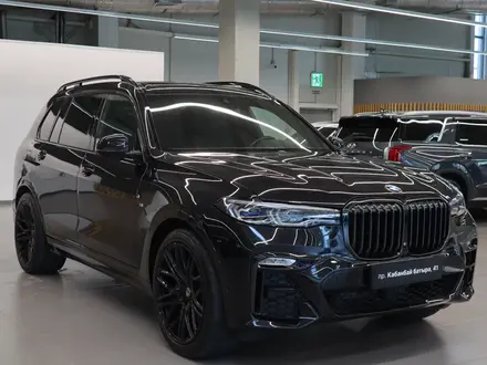BMW X7 2020 года за 35 000 000 тг. в Астана – фото 3