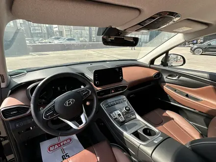 Hyundai Santa Fe 2023 года за 20 000 000 тг. в Алматы – фото 15