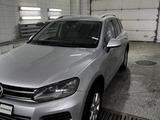 Volkswagen Touareg 2010 годаfor10 000 000 тг. в Петропавловск