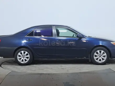 Toyota Camry 2004 года за 3 190 000 тг. в Астана – фото 4