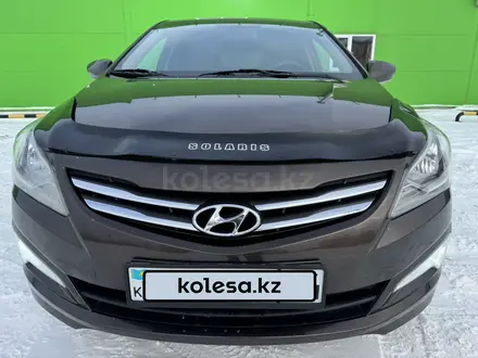 Hyundai Solaris 2015 года за 5 700 000 тг. в Актобе – фото 2