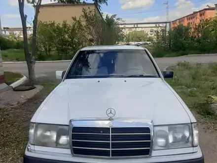 Mercedes-Benz E 230 1990 года за 2 000 000 тг. в Шахтинск