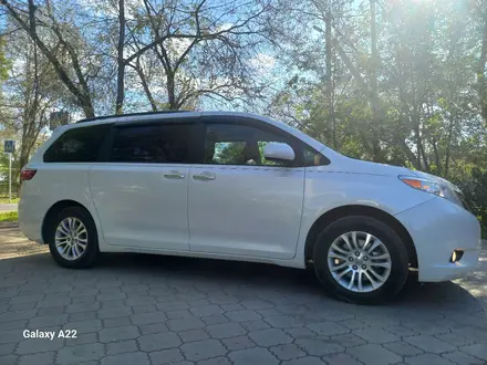 Toyota Sienna 2015 года за 11 000 000 тг. в Уральск – фото 4