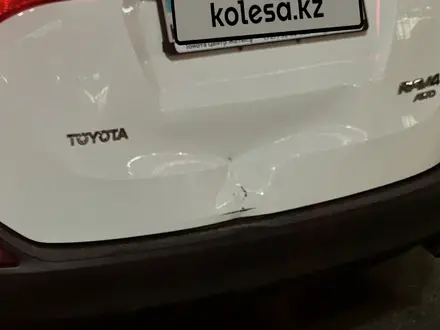 Toyota RAV4 2015 года за 11 100 000 тг. в Алматы – фото 4