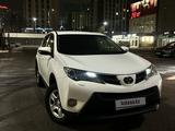 Toyota RAV4 2015 годаүшін10 850 000 тг. в Алматы