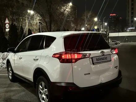 Toyota RAV4 2015 года за 11 100 000 тг. в Алматы – фото 3