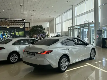 Toyota Camry 2024 года за 18 790 000 тг. в Астана – фото 5