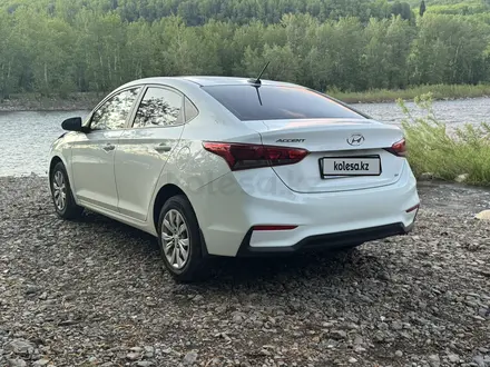 Hyundai Accent 2017 года за 6 250 000 тг. в Усть-Каменогорск – фото 5