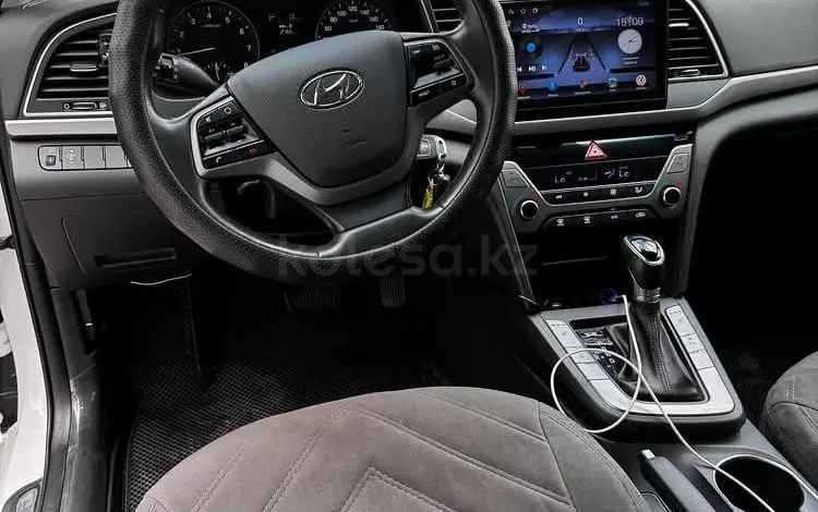 Hyundai Elantra 2018 года за 7 500 000 тг. в Аркалык