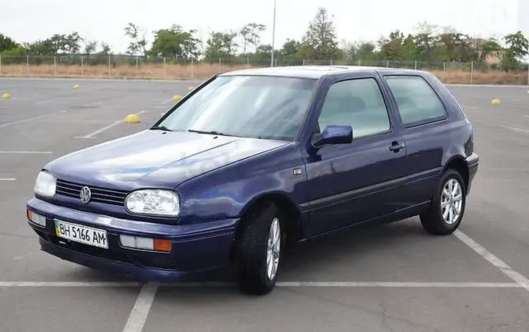 Volkswagen Golf 1993 годаүшін25 000 тг. в Караганда