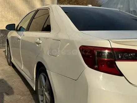 Toyota Camry 2013 года за 9 150 000 тг. в Шымкент – фото 5