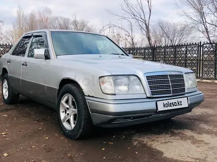 Mercedes-Benz E 220 1995 года за 2 800 000 тг. в Талдыкорган – фото 7