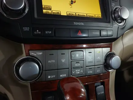 Toyota Highlander 2012 года за 9 950 000 тг. в Шымкент – фото 19