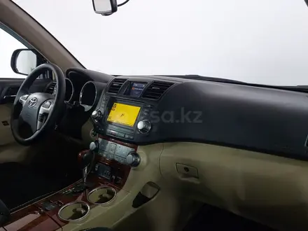 Toyota Highlander 2012 года за 9 950 000 тг. в Шымкент – фото 15
