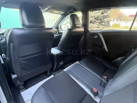 Toyota RAV4 2017 года за 11 200 000 тг. в Алматы – фото 8