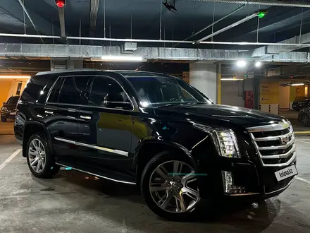 Cadillac Escalade 2017 года за 31 000 000 тг. в Алматы – фото 3