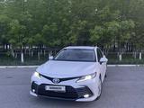 Toyota Camry 2022 годаүшін14 500 000 тг. в Атырау