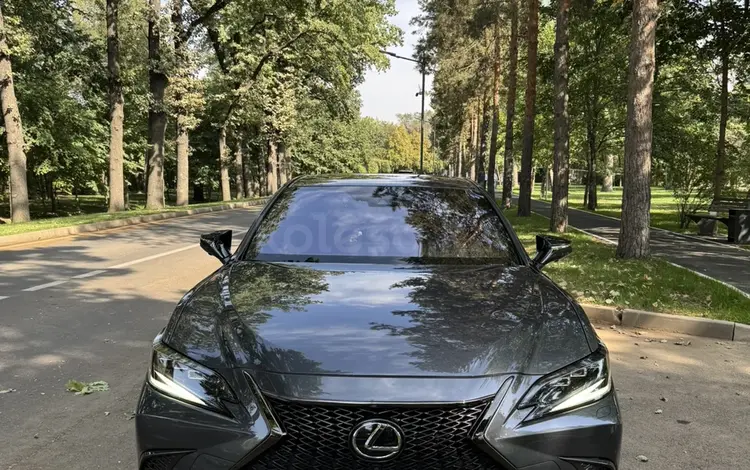 Lexus ES 250 2022 годаүшін20 000 000 тг. в Алматы