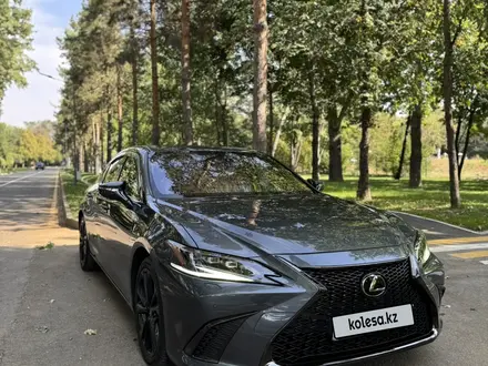 Lexus ES 250 2022 года за 20 000 000 тг. в Алматы – фото 7