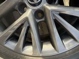 Диск с шинами YOKOHAMA R17 TOYOTA CAMRY 55 оригинал за 400 000 тг. в Алматы – фото 3