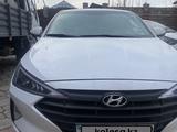 Hyundai Elantra 2019 года за 6 800 000 тг. в Алматы – фото 3
