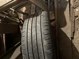 Комплект летней резины Goodyear c дисками 215/60/16 за 270 000 тг. в Алматы – фото 3